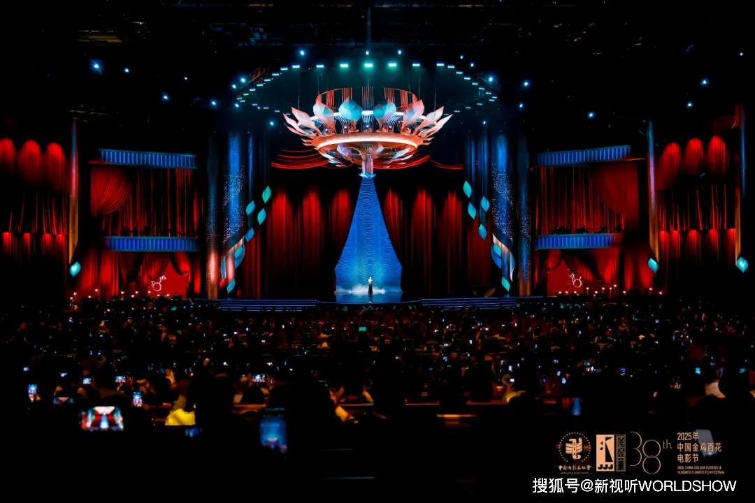 后制作:顶尖团队雕琢金鸡啼晓!开元棋牌第38届「金鸡奖」幕(图10) 后制作:顶尖团队雕琢金鸡啼晓!开元棋牌第38届「金鸡奖」幕(图10)